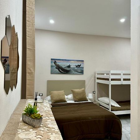 Toledo Terminal Center Apartment Naples Luaran gambar