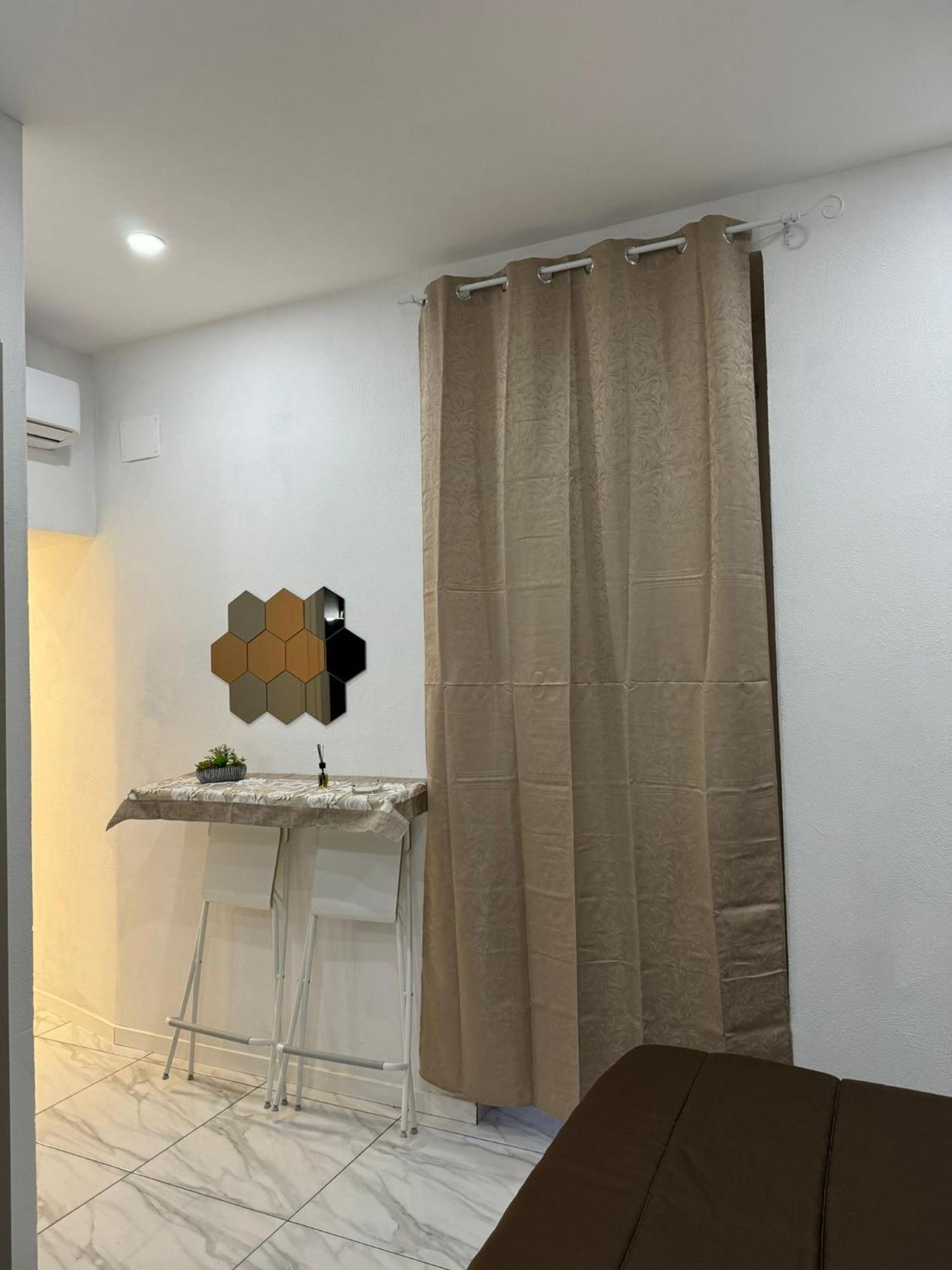 Toledo Terminal Center Apartment Naples Luaran gambar